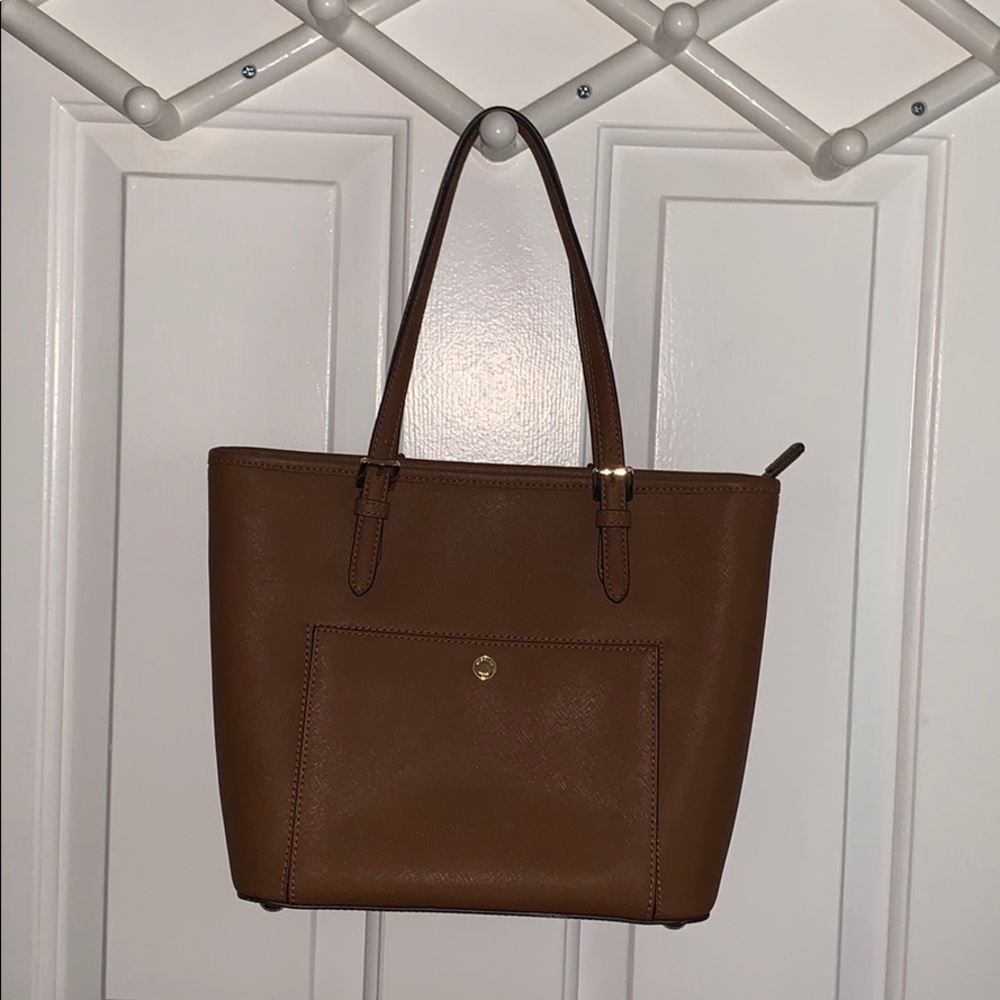 LIKE NEW MICHAEL KORS SAFFIANO LEATHER PURSE